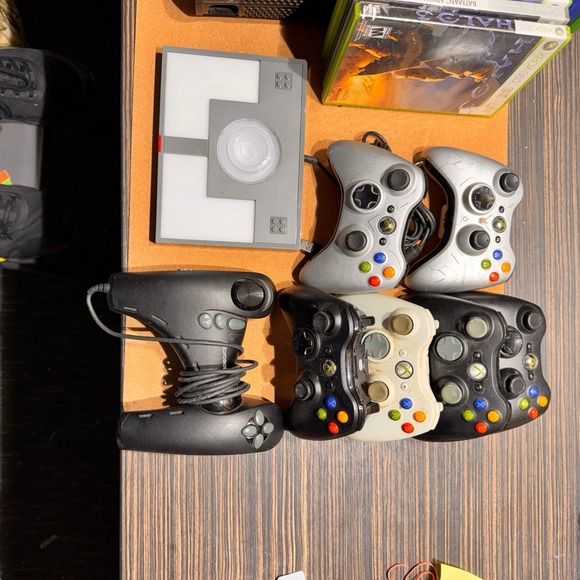 Xbox 360 Elite 120GB Console 5 Controllers 4 Games Headset TESTED Bundle Lot - Picture 7 of 14